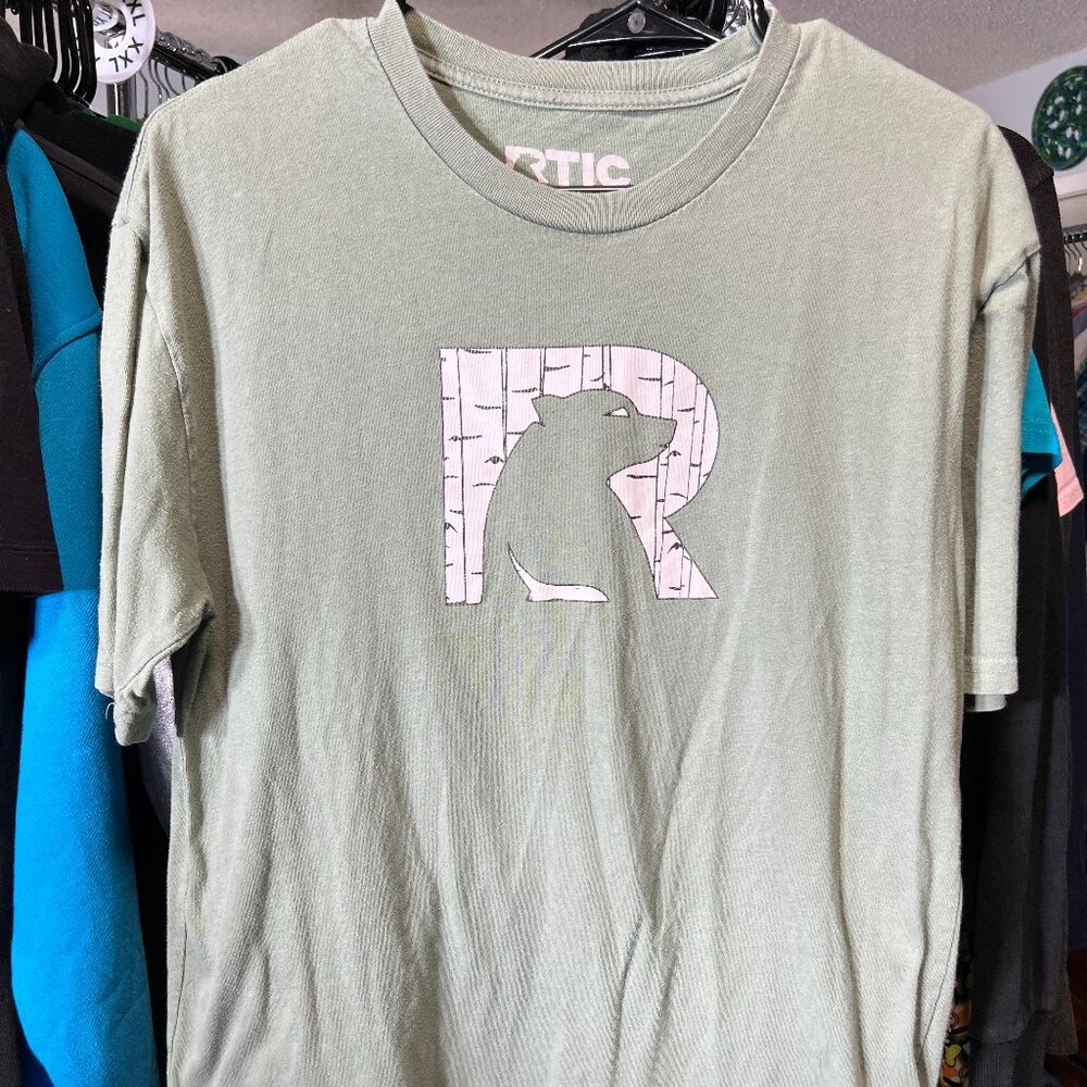 RTIC Aspen Logo Grey Short-Sleeve Tee Tshirt SZ Large